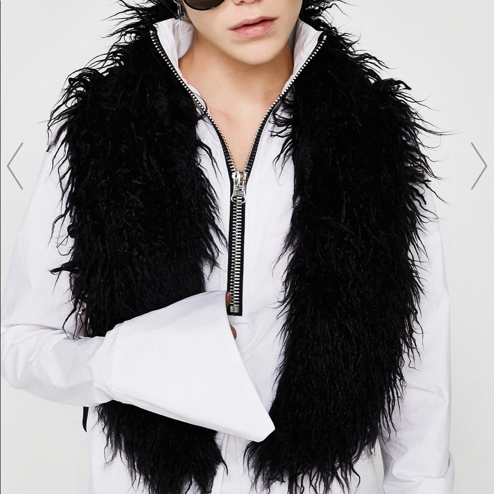 Killstar faux fur stole